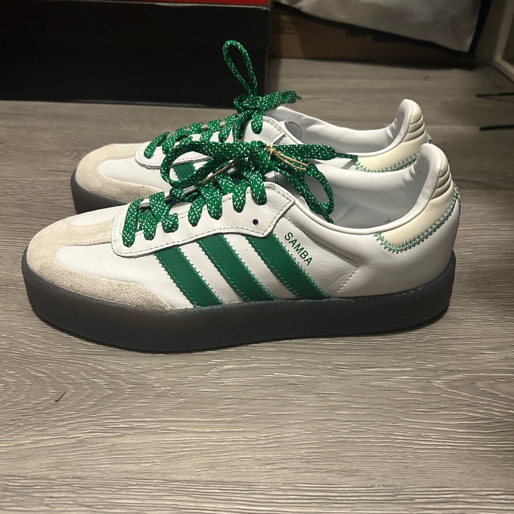 Adidas Samba White and Green Shoes - Picture 2 of 4